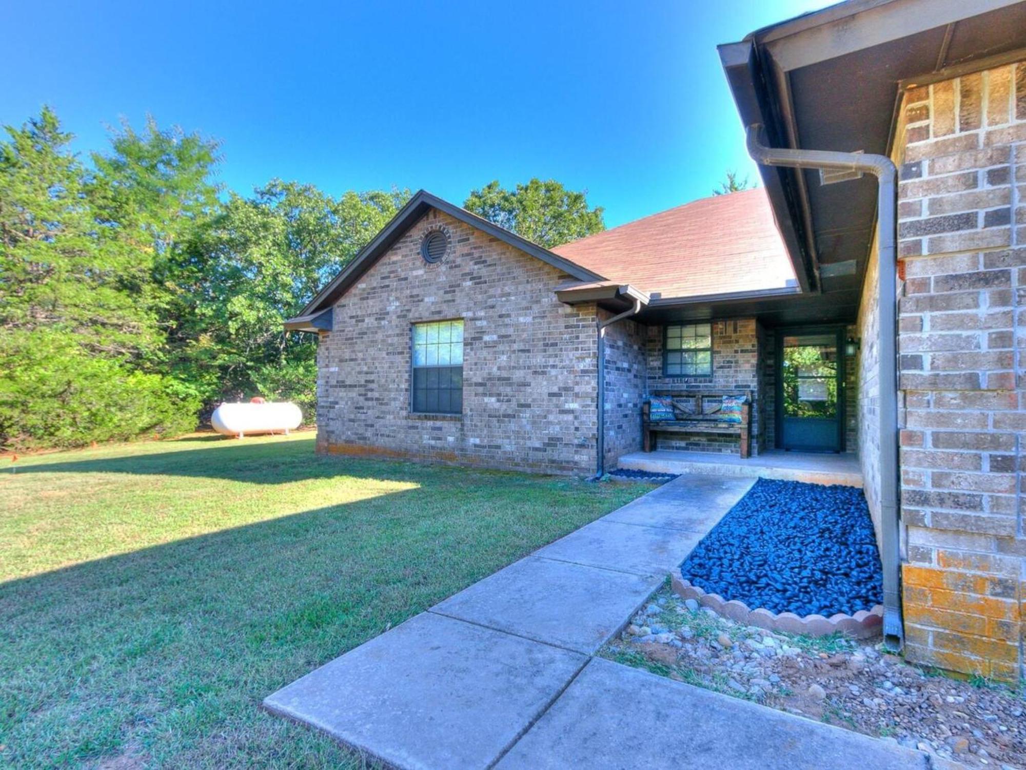 Serene Modern Farmhouse On 2 Acres Norman Exterior foto